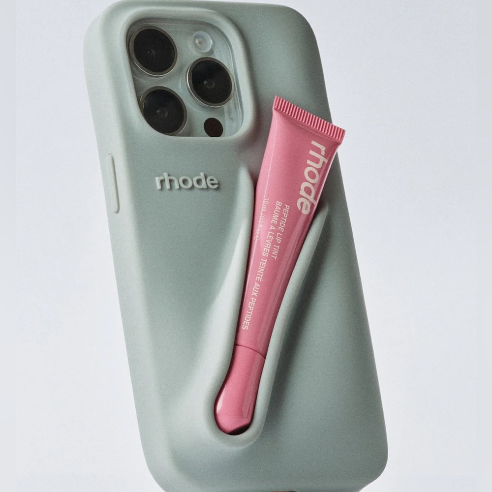 iPhone 15 Pro Rhode Lip Case